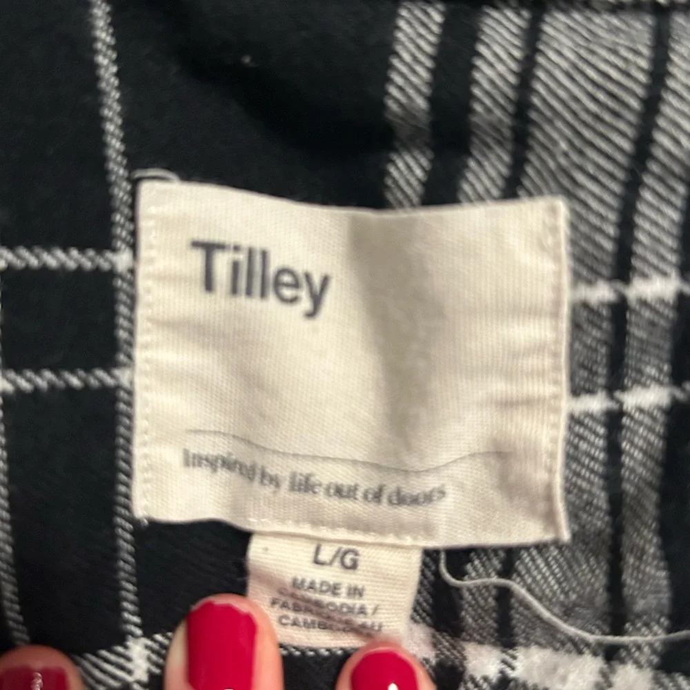 Flannel - Picture 3 of 3